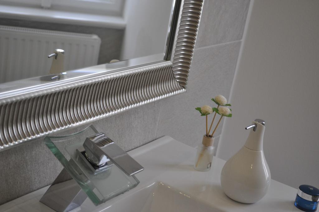 Business Appartements "Villa Muenz" Pola Esterno foto