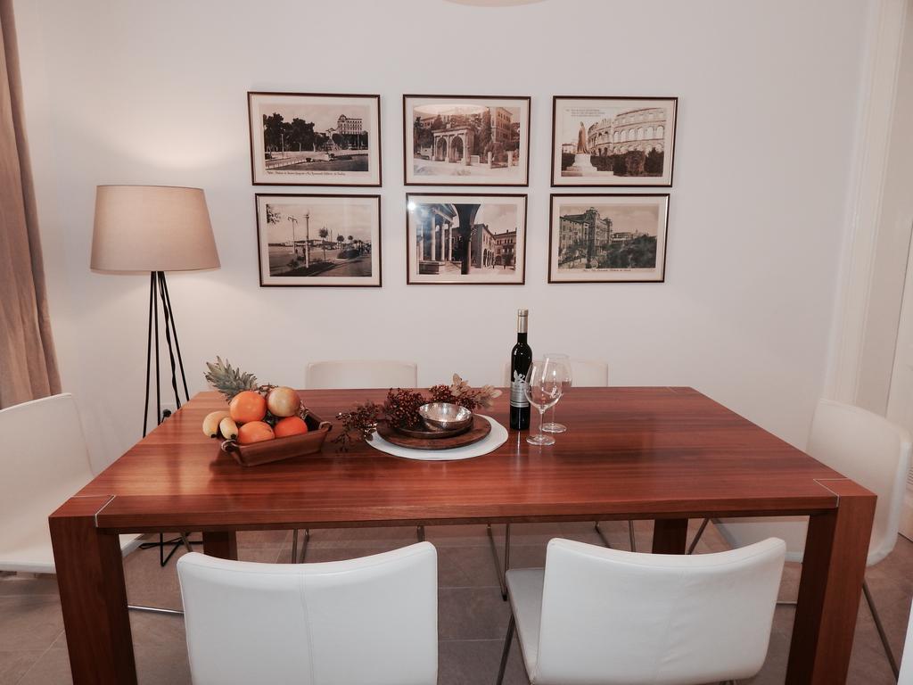 Business Appartements "Villa Muenz" Pola Esterno foto